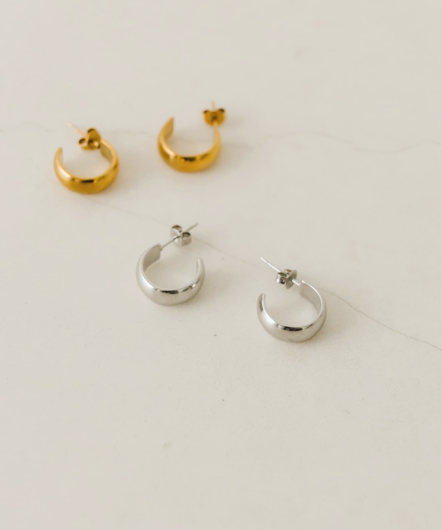 SMELLY「ステンレスフープピアス」|ピアス|シルバー