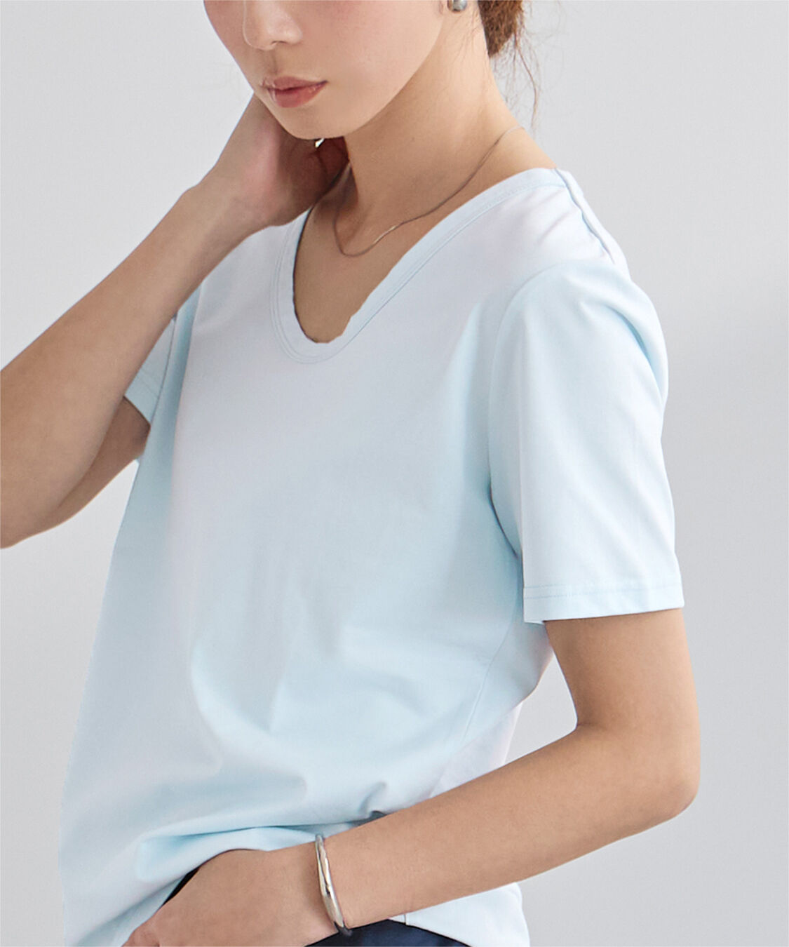 ur's「【接触冷感】エコUネックTシャツ」|Tシャツ・カットソー|