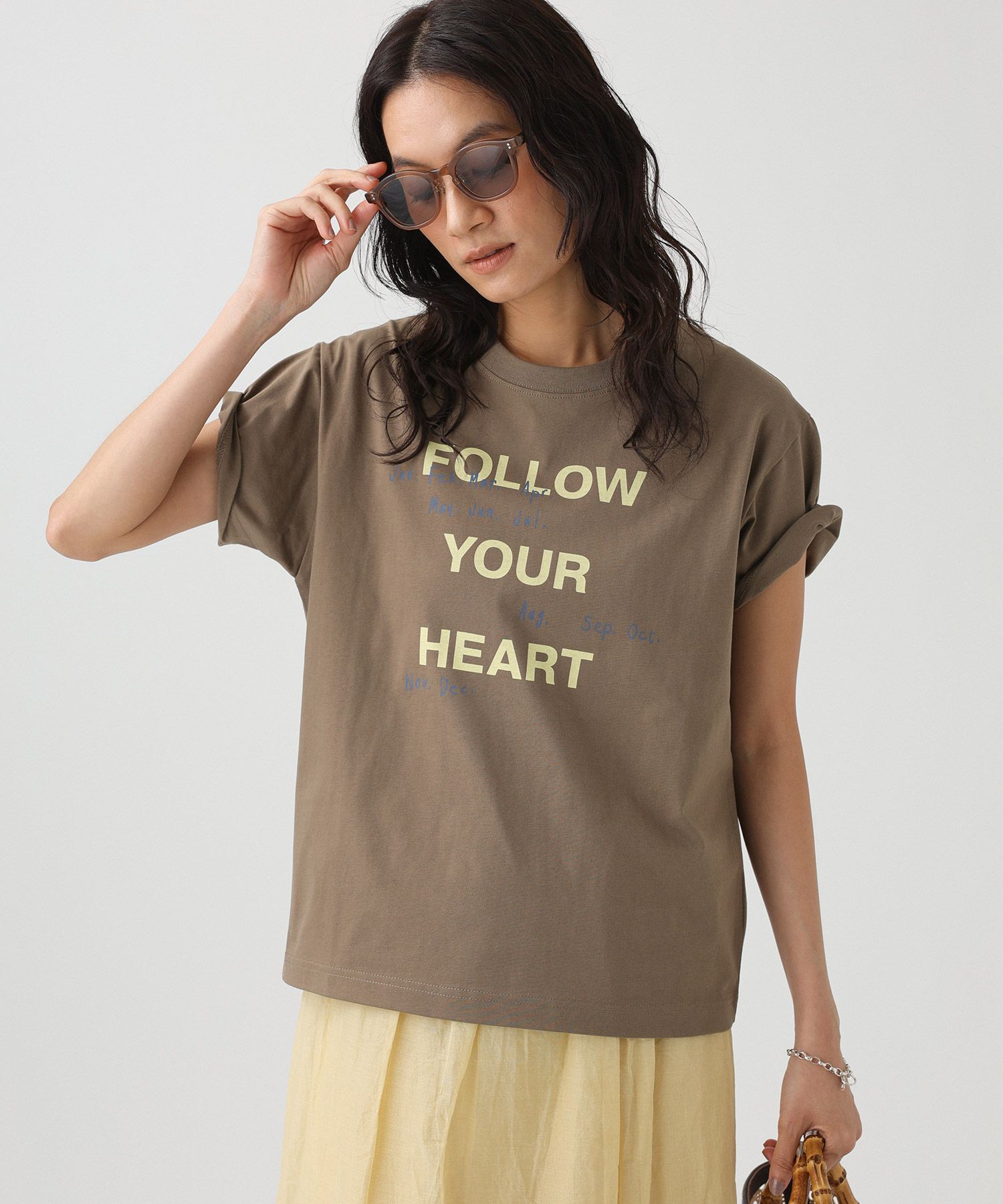  「【SHE is-.】＜別注＞フロントロゴT」|Tシャツ・カットソー|モカ