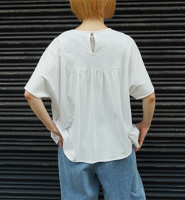 オオカミとフクロウ「オオカミと今宵、月の丘で&ldquo;Tシャツ&rdquo;」|Tシャツ・カットソー|