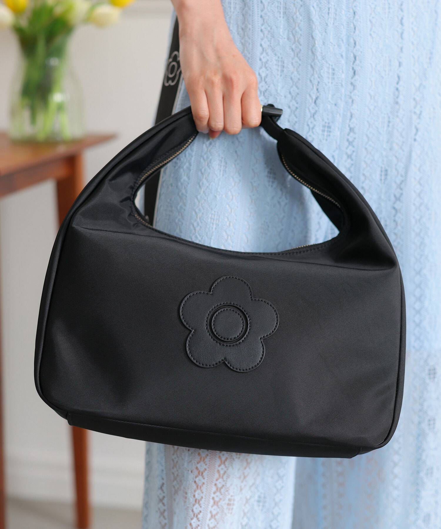 MARY QUANT「デイジーパッチツイル ショルダー」|ショルダー・メッセンジャー|