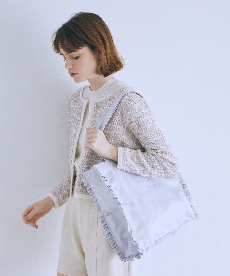 Maison de FLEUR「サテンフリルスクエアトートバッグ」|トートバッグ|ライトブルー