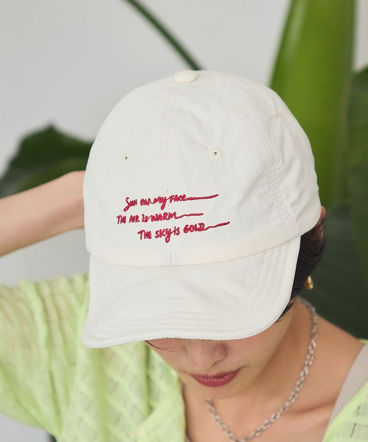 AMERICAN HOLIC「【マルチ機能】折りたたみ手描き刺繍キャップ」|その他|