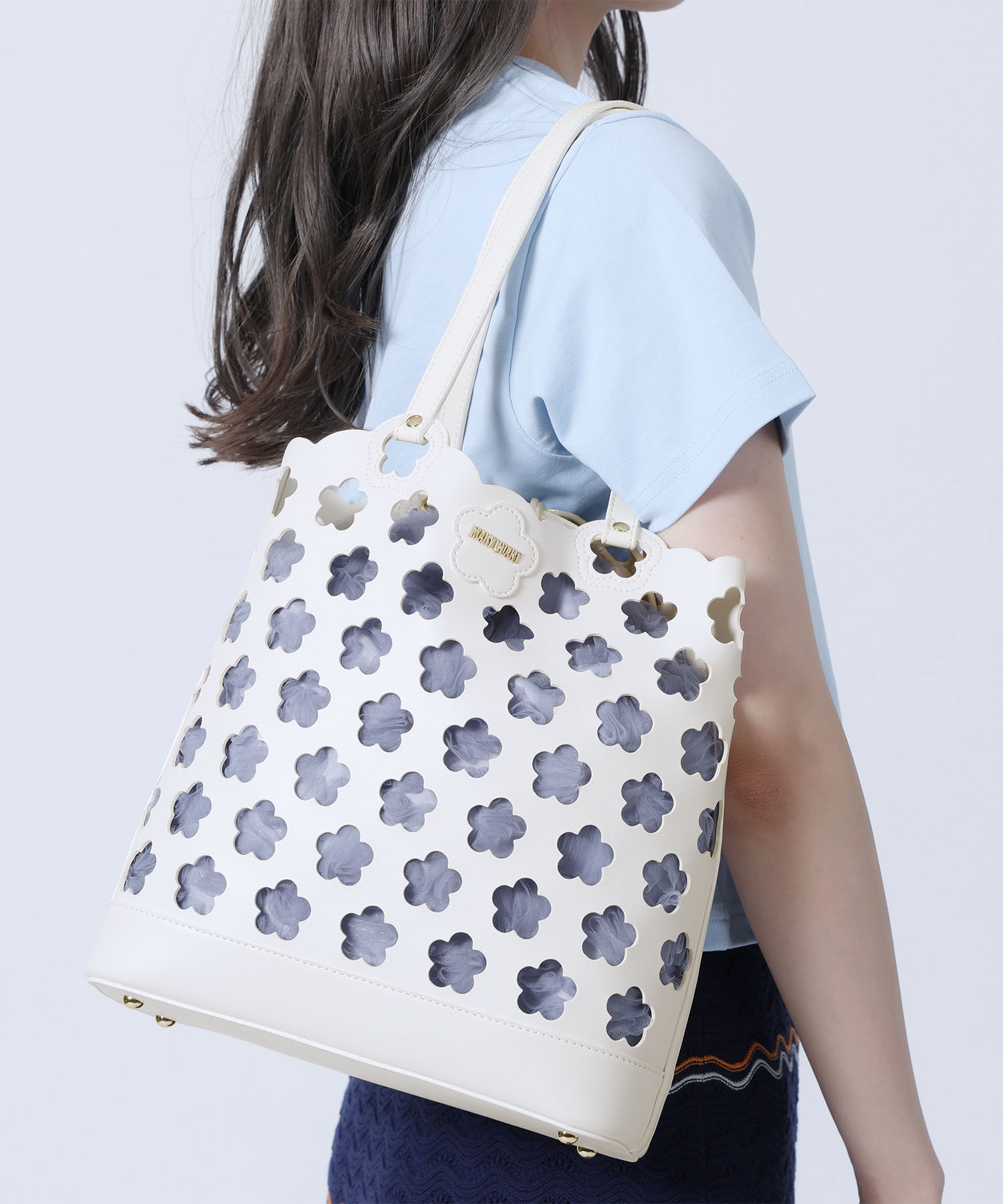 MARY QUANT「パンチングデイジートート」|トートバッグ|ホワイト