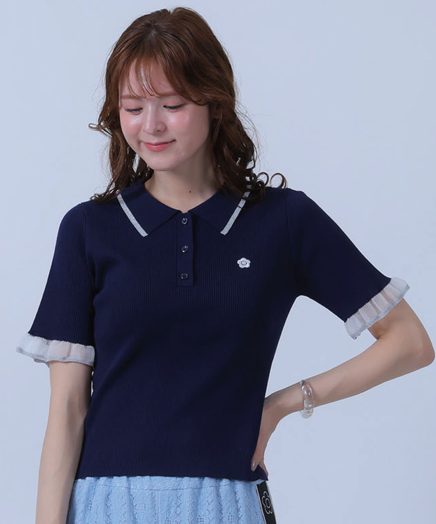 MARY QUANT「フリルニットポロ プルオーバー」|ポロシャツ|ネイビー