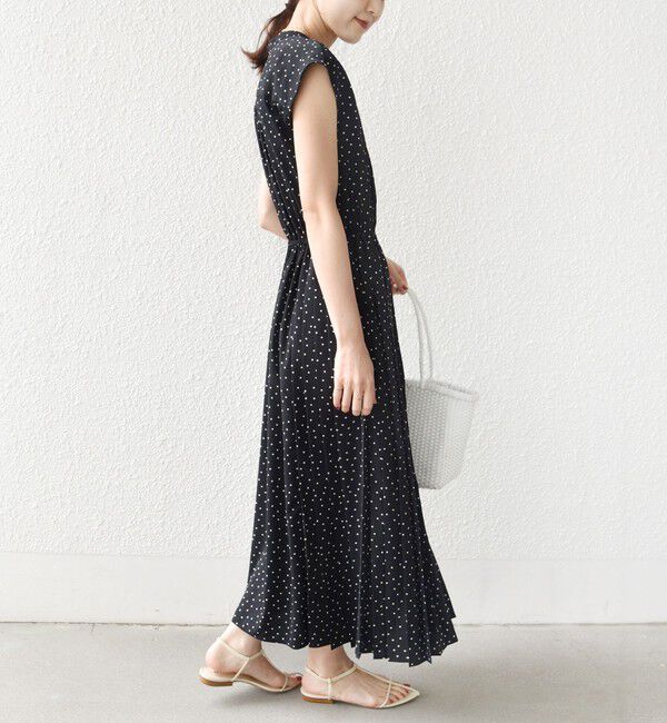 SHIPS for women「《一部予約》【WEB限定】〈洗濯機可能〉ドット 花柄 サイド プリーツ フレンチスリーブ ワンピース」|ワンピース|
