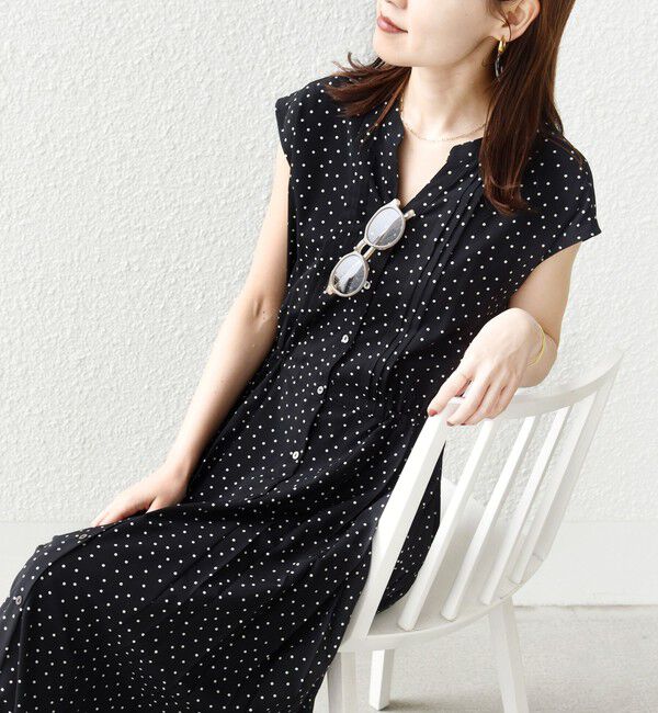 SHIPS for women「《一部予約》【WEB限定】〈洗濯機可能〉ドット 花柄 サイド プリーツ フレンチスリーブ ワンピース」|ワンピース|