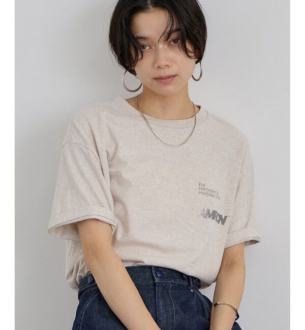 SALON adam et rope'「【Americana（アメリカーナ）】ラフィー丸胴 プリントT / ポイントロゴ」|Tシャツ・カットソー|