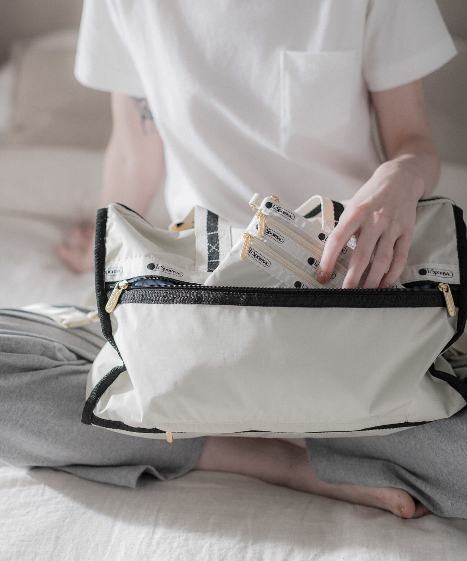 URBAN RESEARCH「『別注』LeSportsac&times;URBAN RESEARCH　3ZIP COSMETIC」|その他|