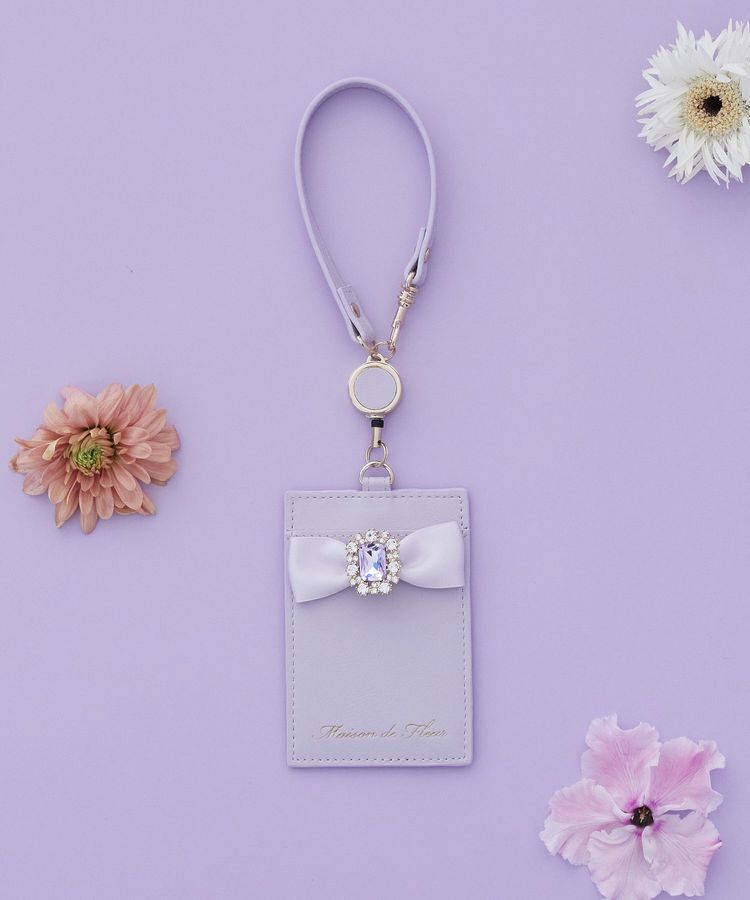 Maison de FLEUR「【リール付き】ビジューリボンパスケース」|その他|ラベンダー