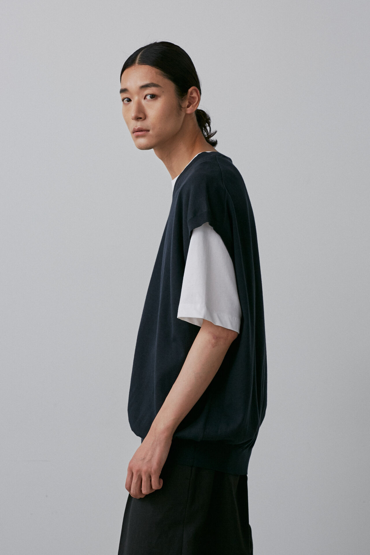 YLEVE 「YLEVE / ELS GIZA COTTON KN VEST」|ニット・セーター|