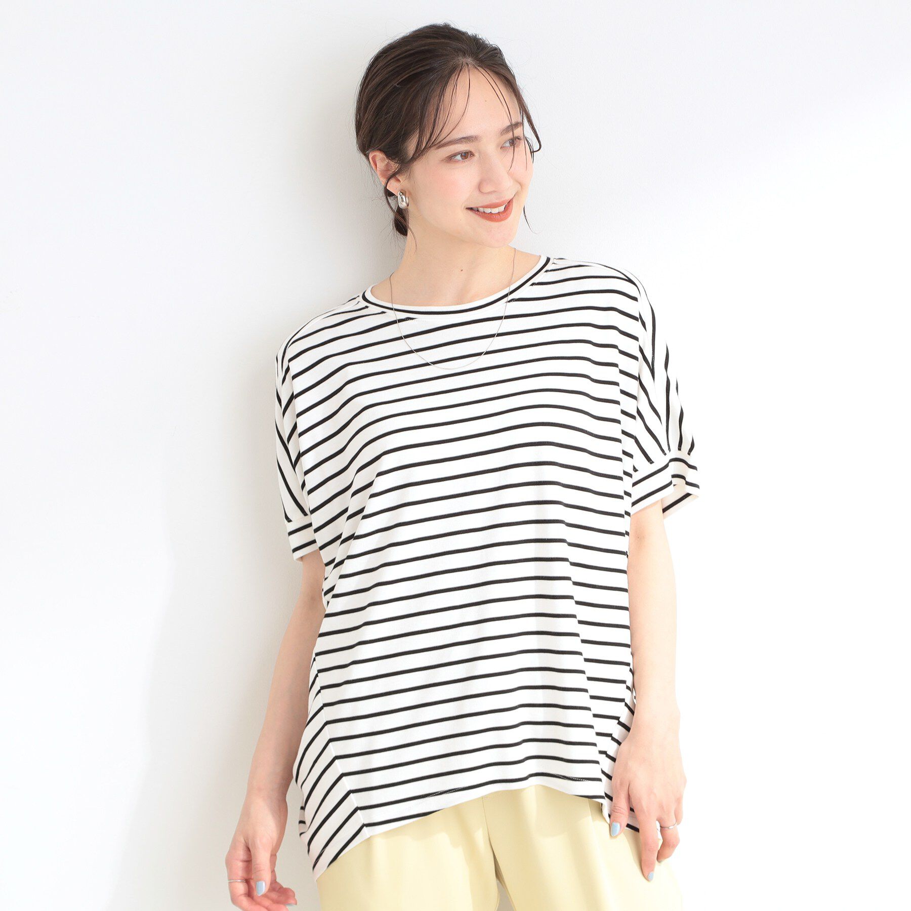 SHOO･LA･RUE「【ひんやり/UV/S-LL/体型カバー】バックギャザーでこなれ見え ひやとろドルマンTシャツ」|Tシャツ・カットソー|