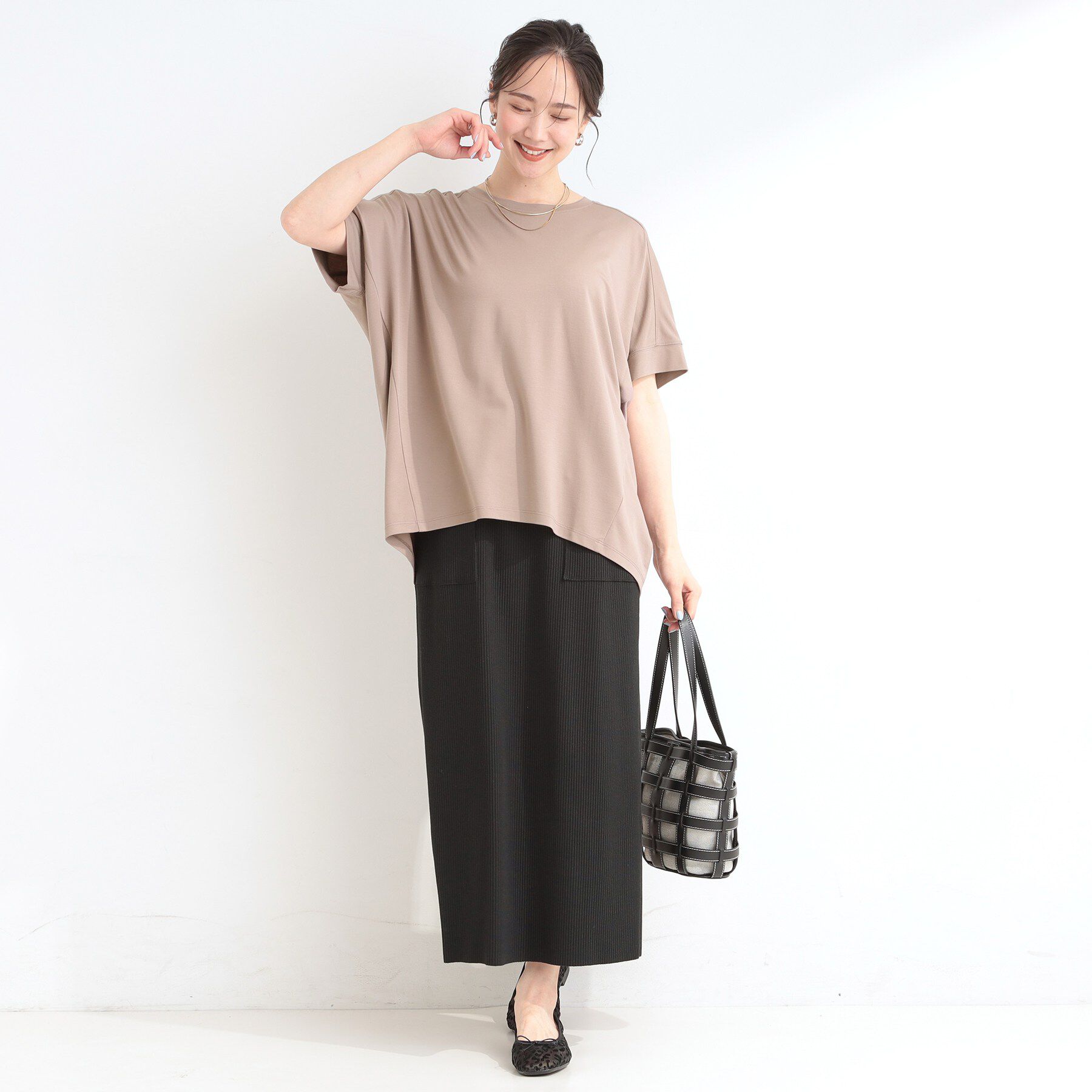 SHOO･LA･RUE「【ひんやり/UV/S-LL/体型カバー】バックギャザーでこなれ見え ひやとろドルマンTシャツ」|Tシャツ・カットソー|