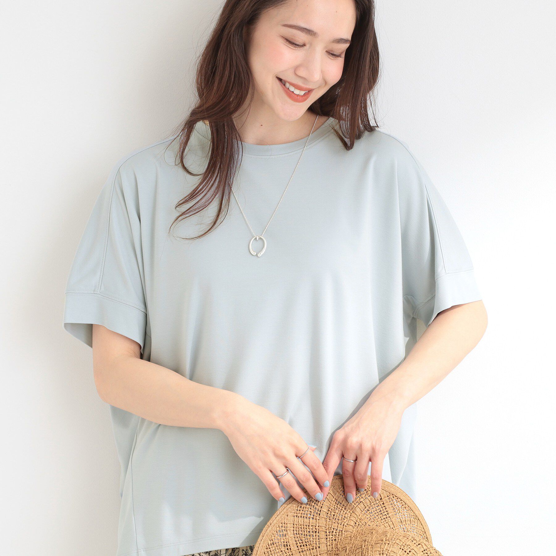 SHOO･LA･RUE「【ひんやり/UV/S-LL/体型カバー】バックギャザーでこなれ見え ひやとろドルマンTシャツ」|Tシャツ・カットソー|サックスブルー(09