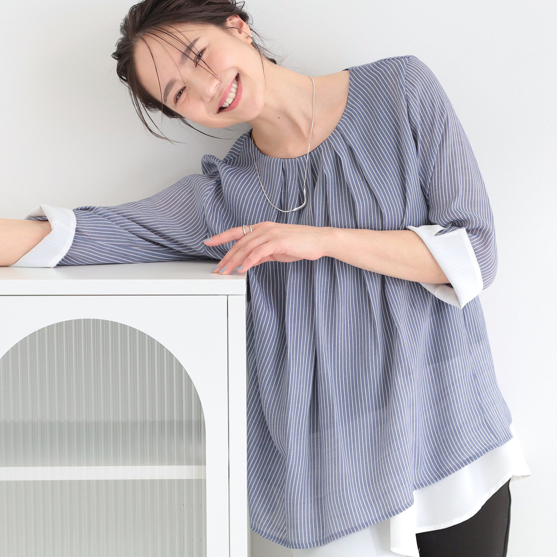 SHOO･LA･RUE「【洗濯機可/体型カバー】1枚でサマ見え 7分袖スラブレイヤード風トップス」|Tシャツ・カットソー|ネイビー(394)