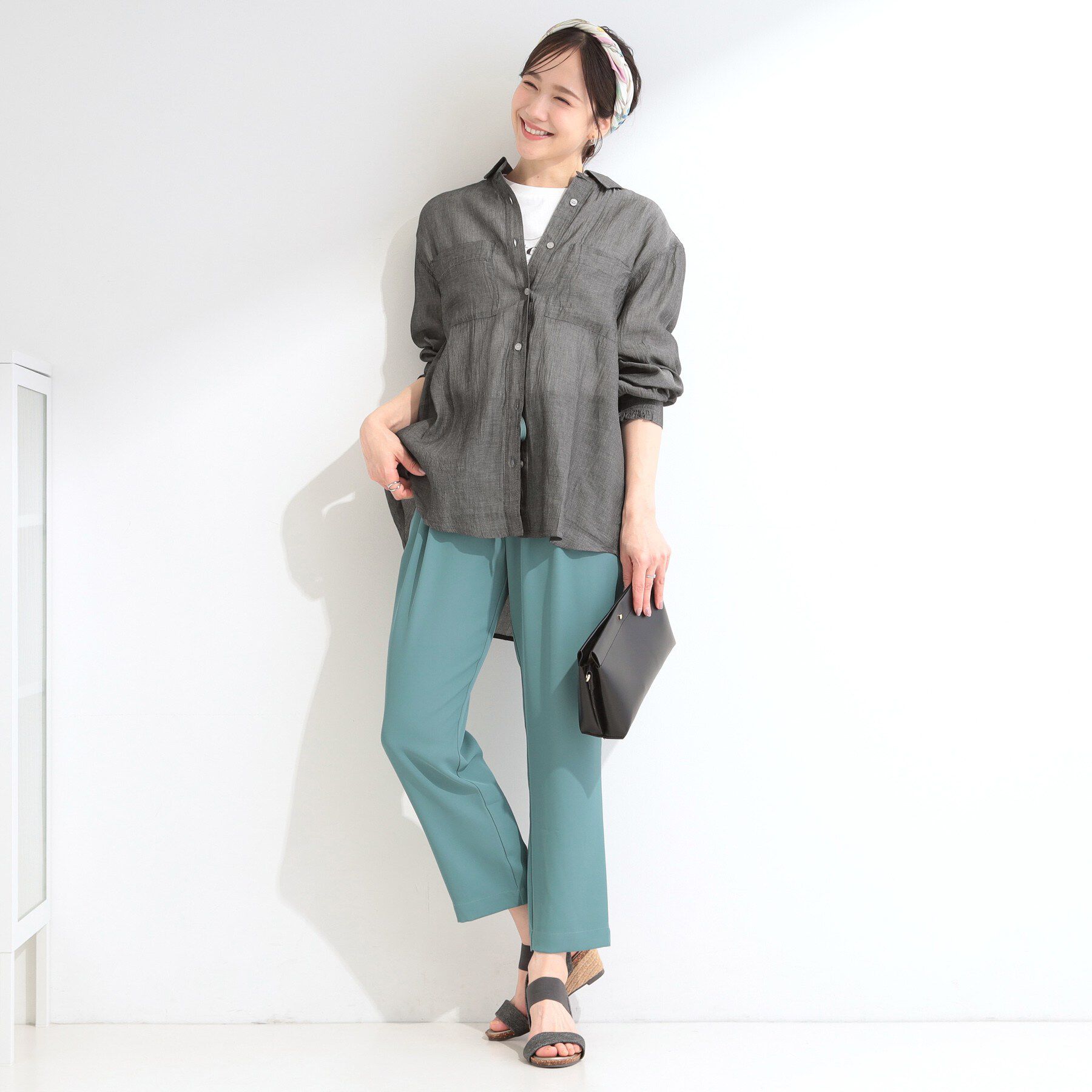 SHOO･LA･RUE「【綿100%/UV/S-LL/体型カバー】優しく透ける 柔らかシアーデニムシャツ」|シャツ・ブラウス|