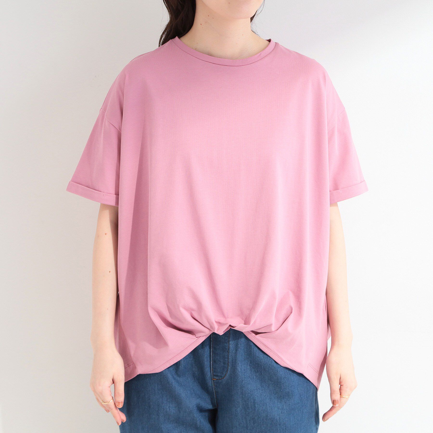 SHOO･LA･RUE「【ひんやり/S-LL】インせず決まる フロントタックデザインTシャツ」|Tシャツ・カットソー|