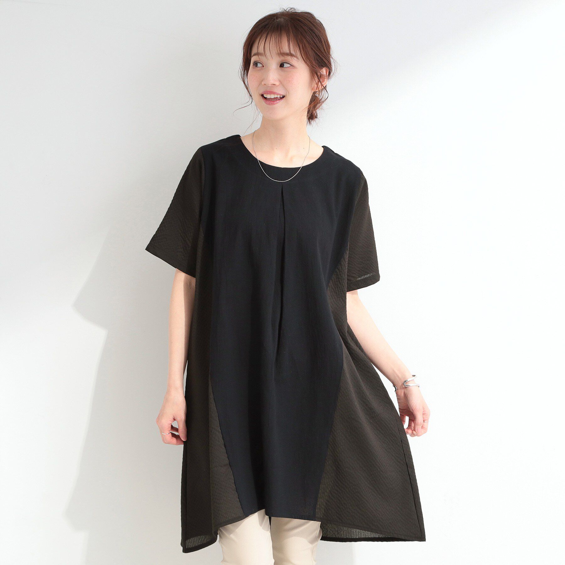 SHOO･LA･RUE「【洗濯機可/S-LL】体型カバーにも 異素材切り替え Aラインチュニックワンピース」|チュニック|