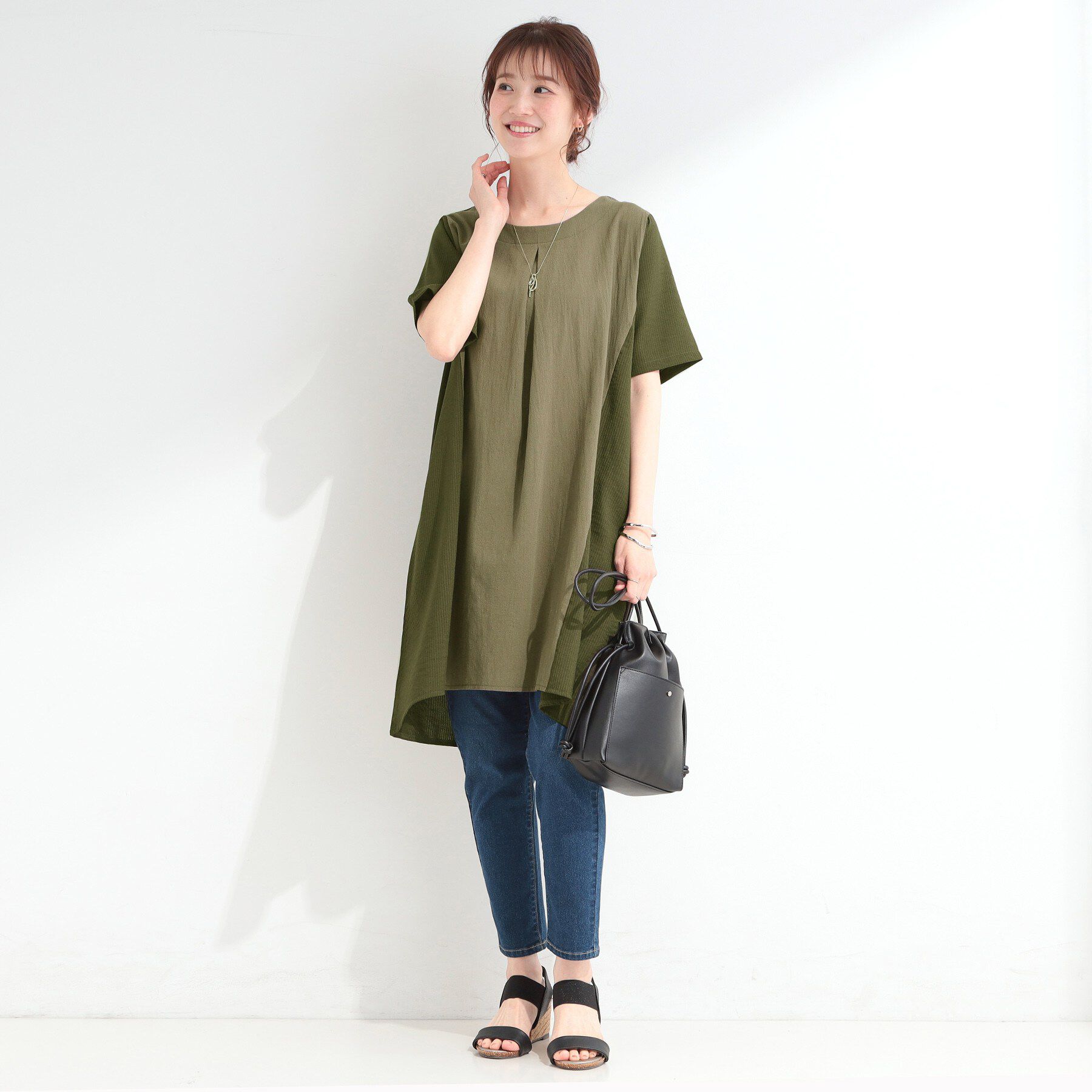 SHOO･LA･RUE「【洗濯機可/S-LL】体型カバーにも 異素材切り替え Aラインチュニックワンピース」|チュニック|
