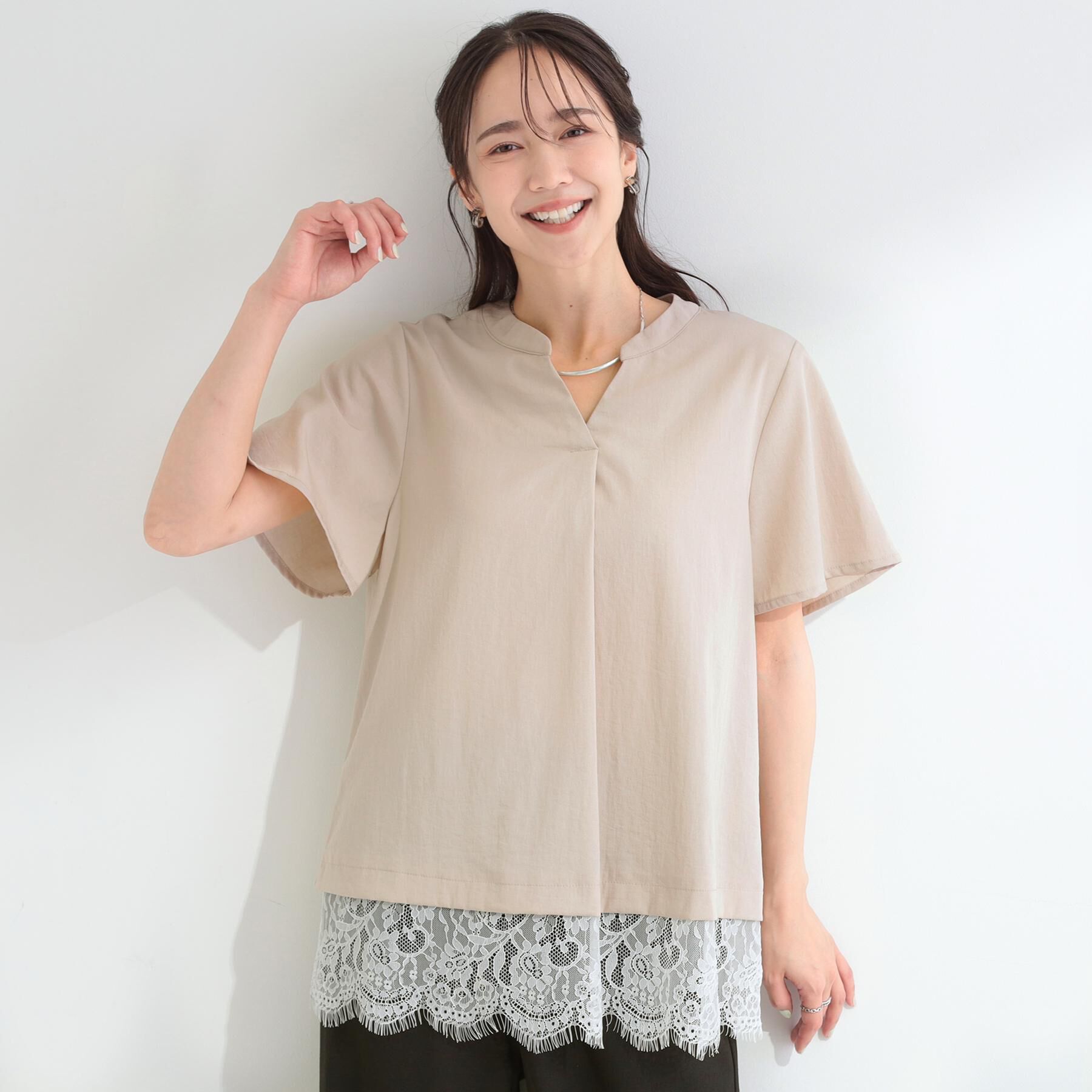 SHOO･LA･RUE「【S-LL/洗濯機可】軽凛(かろりん)ひんやり スキッパー裾レースブラウス」|シャツ・ブラウス|