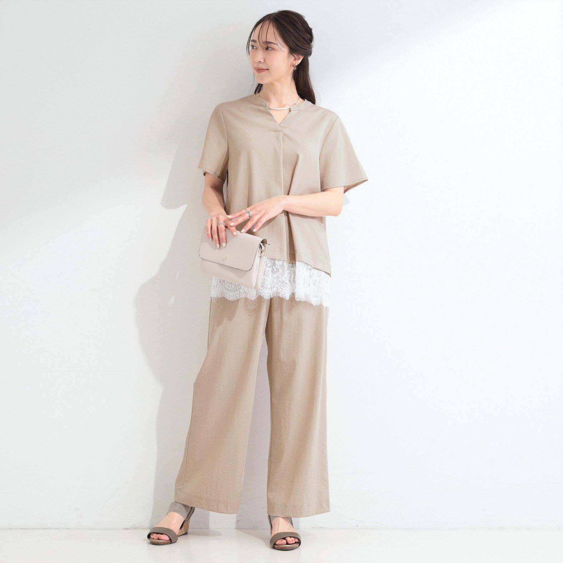 SHOO･LA･RUE「【S-LL/洗濯機可】軽凛(かろりん)ひんやり スキッパー裾レースブラウス」|シャツ・ブラウス|