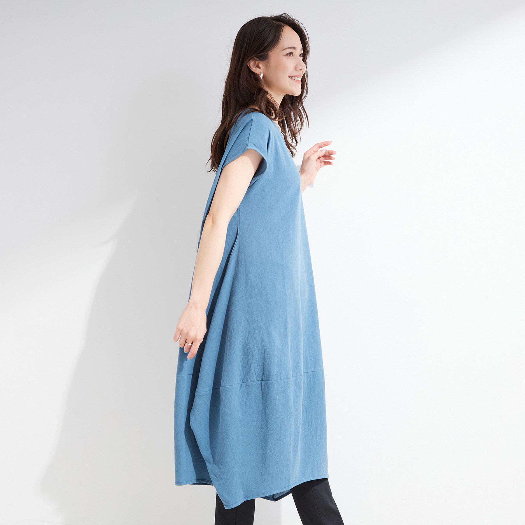 SHOO･LA･RUE「【S-LL/洗濯機可/体型カバー】ふんわりラインが女性らしい コクーンワンピース」|ワンピース|
