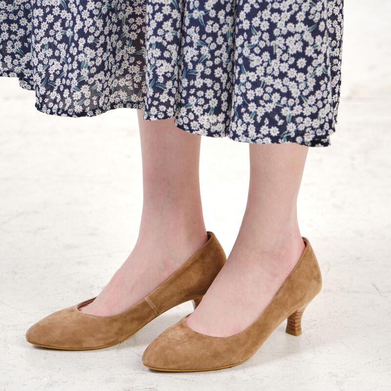 ORiental TRaffic「【アウトレット価格】本革スエードミドルヒールパンプス/R-6003」|パンプス|BEIGE