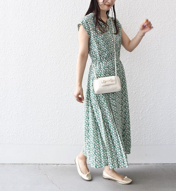 SHIPS for women「《一部予約》【WEB限定】〈洗濯機可能〉ドット 花柄 サイド プリーツ フレンチスリーブ ワンピース」|ワンピース|