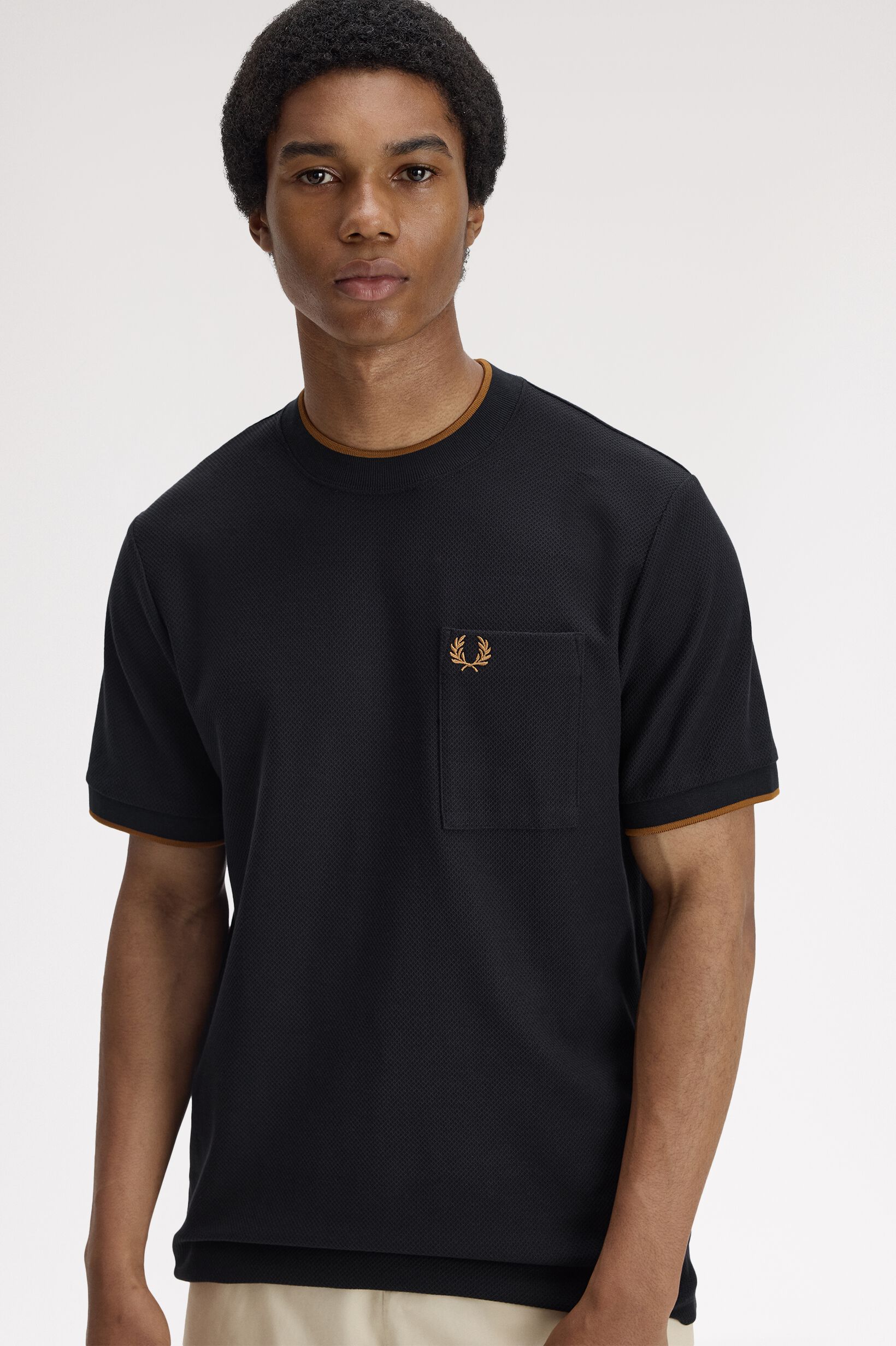 FRED PERRY 「Pocket Detail Pique T-Shirt／ポケットディティールピケTシャツ」|Tシャツ・カットソー|