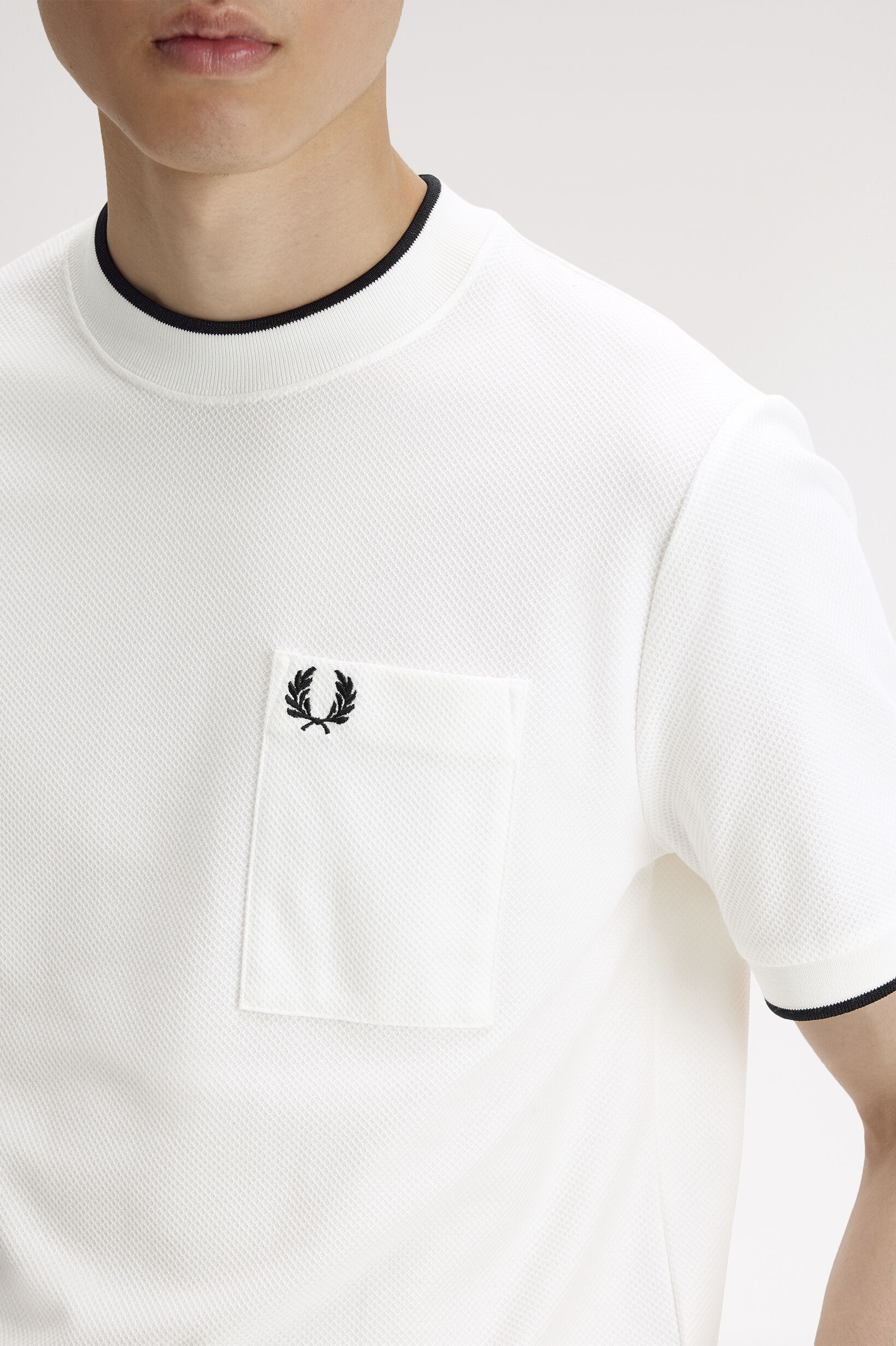 FRED PERRY 「Pocket Detail Pique T-Shirt／ポケットディティールピケTシャツ」|Tシャツ・カットソー|