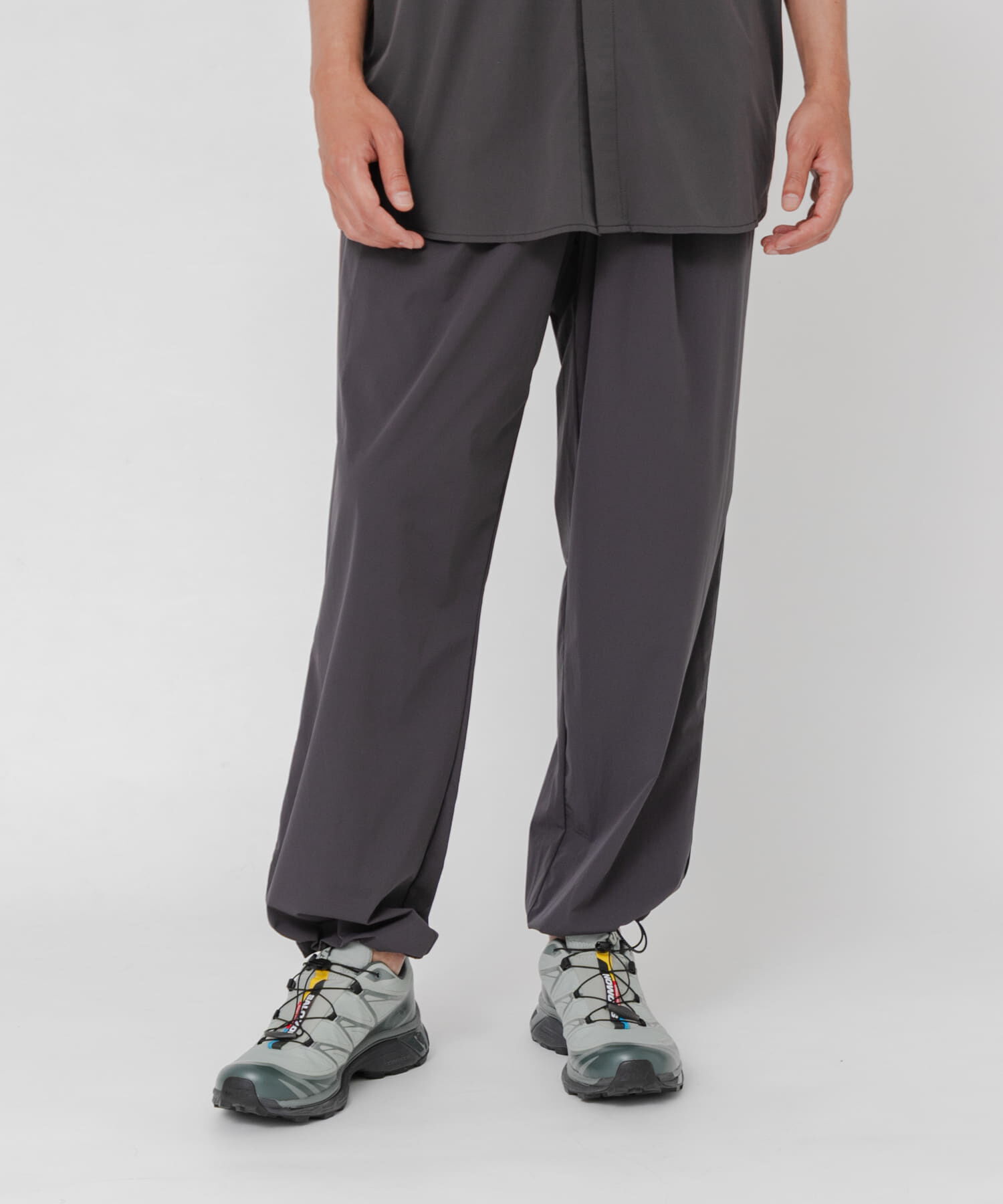 URBAN RESEARCH「『撥水/接触冷感』『UR TECH MoLight』PACKABLE PANTS」|その他|チャコールグレー