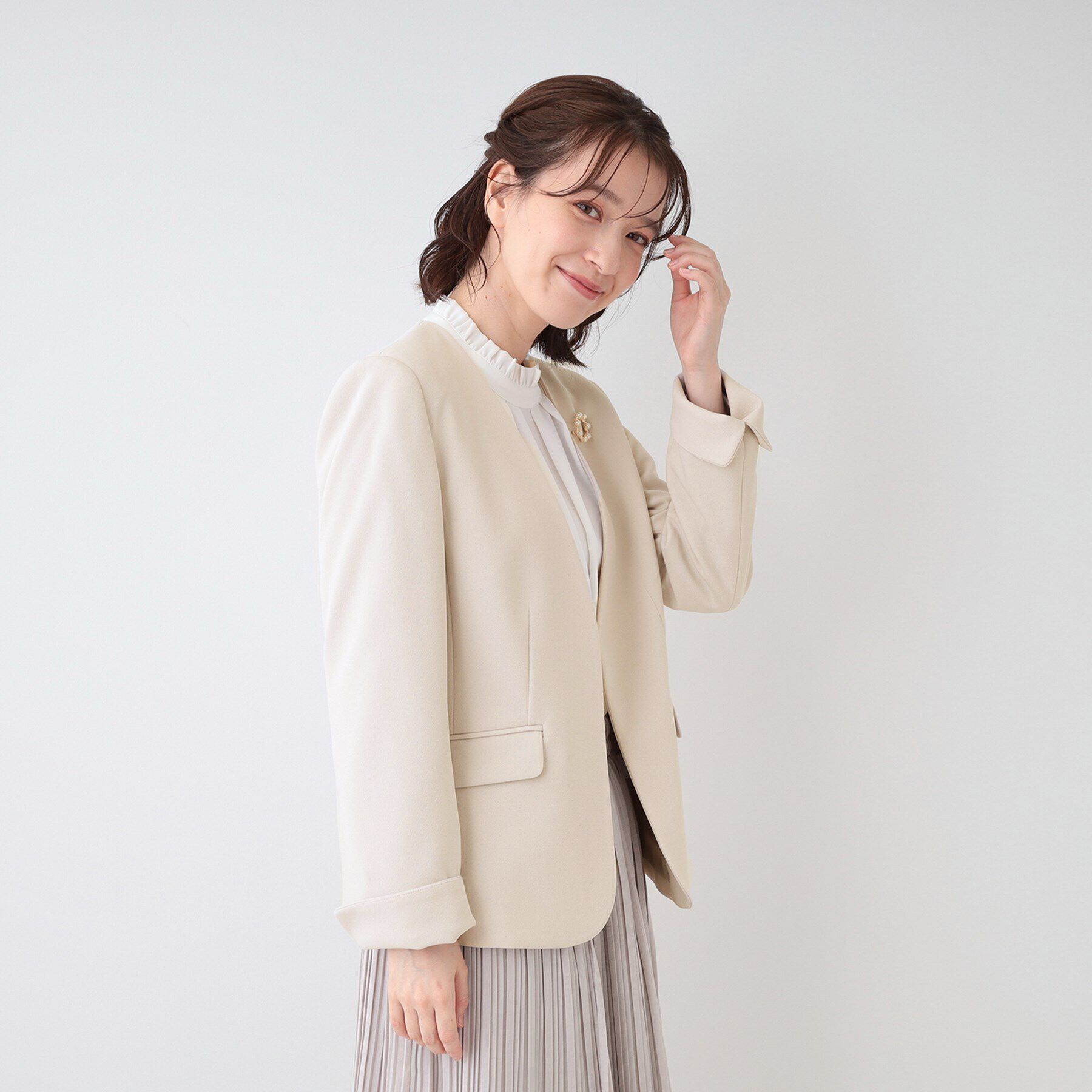 SHOO･LA･RUE「【洗える/S-3L/セットアップ可】セレモニーや通勤に カットジョーゼット Vネックジャケット」|ノーカラージャケット|