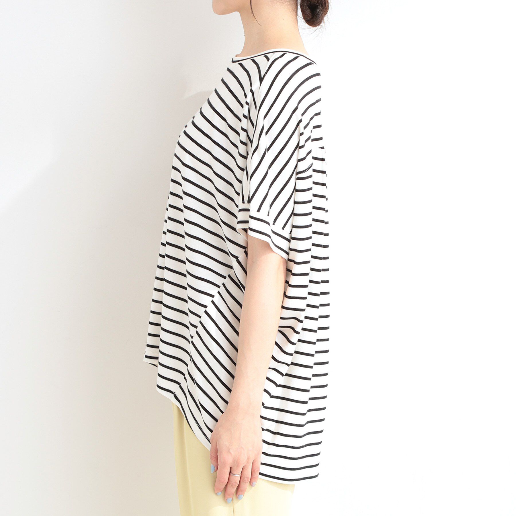 SHOO･LA･RUE「【ひんやり/UV/S-LL/体型カバー】バックギャザーでこなれ見え ひやとろドルマンTシャツ」|Tシャツ・カットソー|