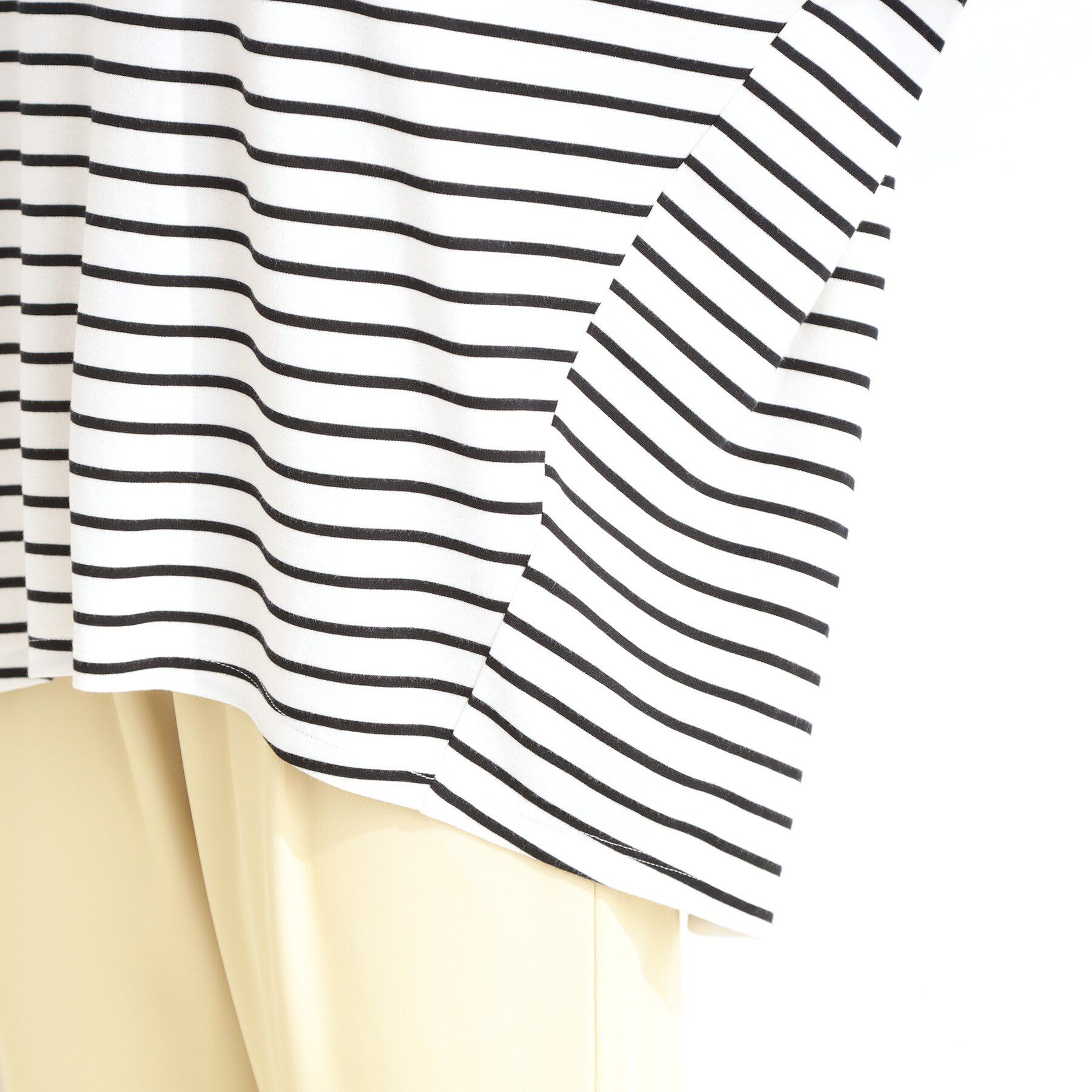 SHOO･LA･RUE「【ひんやり/UV/S-LL/体型カバー】バックギャザーでこなれ見え ひやとろドルマンTシャツ」|Tシャツ・カットソー|