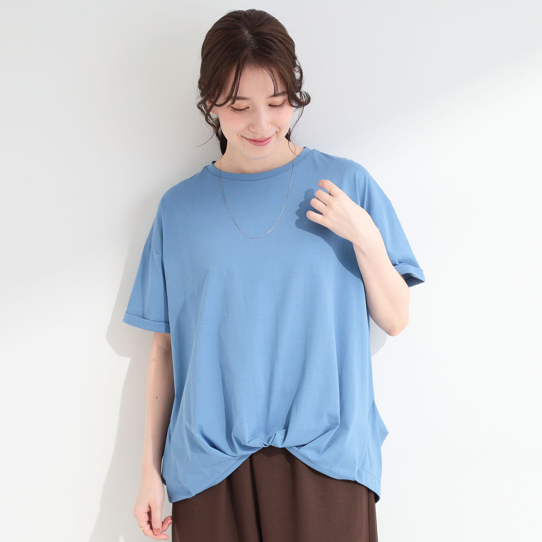 SHOO･LA･RUE「【ひんやり/S-LL】インせず決まる フロントタックデザインTシャツ」|Tシャツ・カットソー|