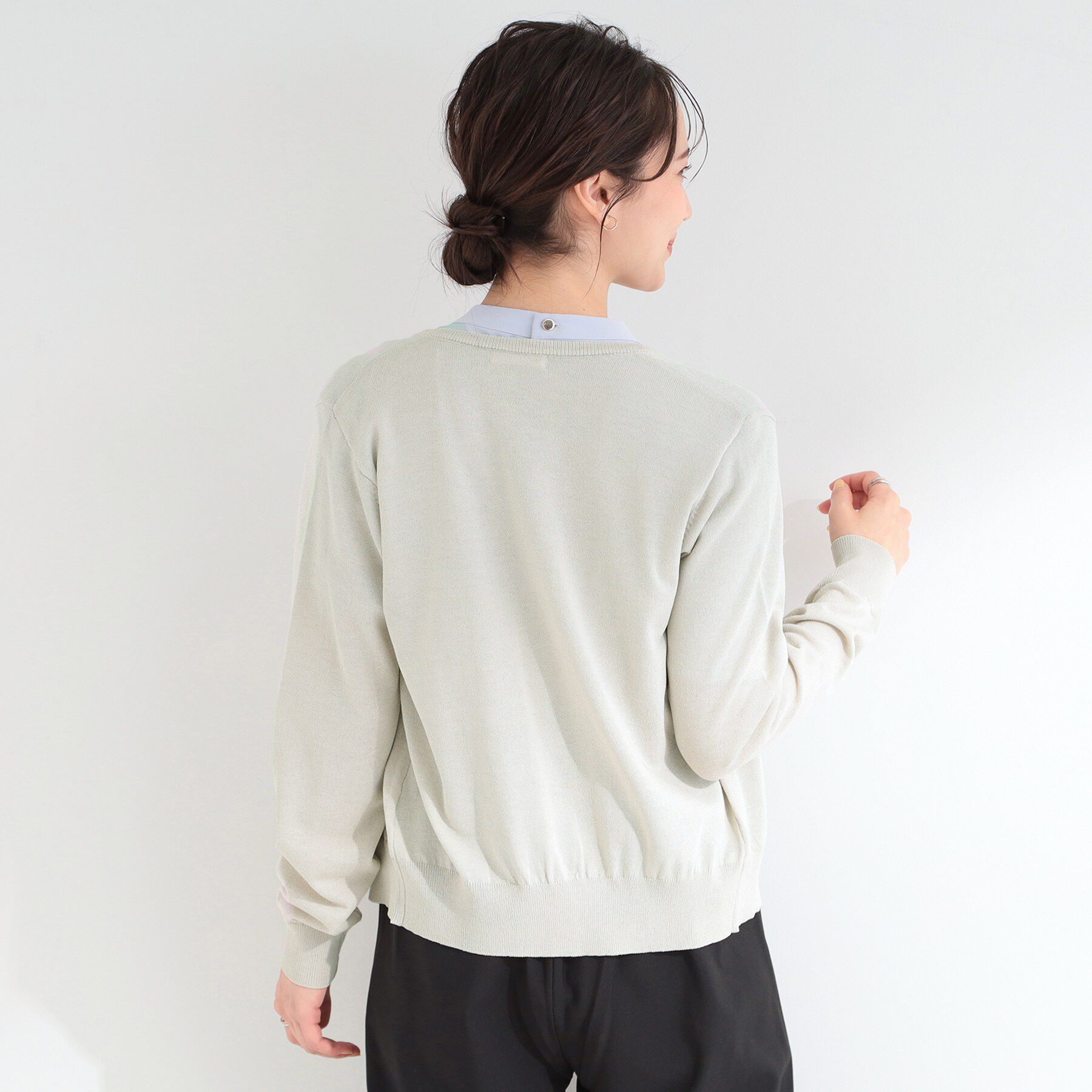 SHOO･LA･RUE「【洗濯機可/UV/アンチピリング/S-LL】いろいろボタンが華やか クルーネックカーディガン」|カーディガン|