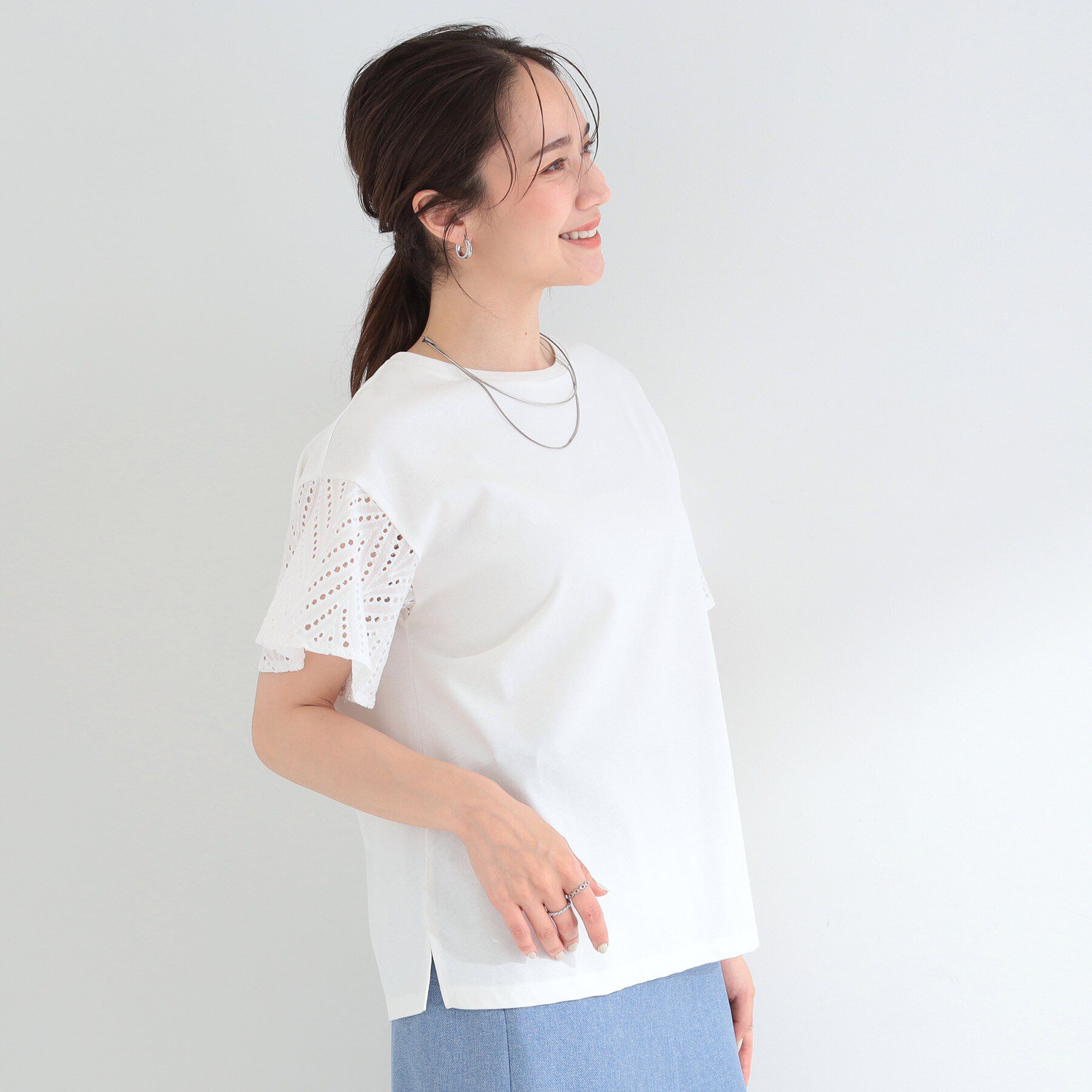 SHOO･LA･RUE「【汗じみ防止/ひんやり/S-LL】レースが華やか お袖フレアTシャツ」|Tシャツ・カットソー|