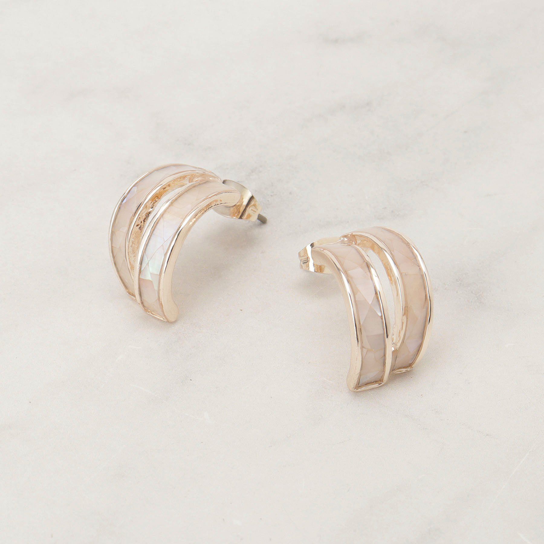 SHOO･LA･RUE「シェルエポピアス」|ピアス|