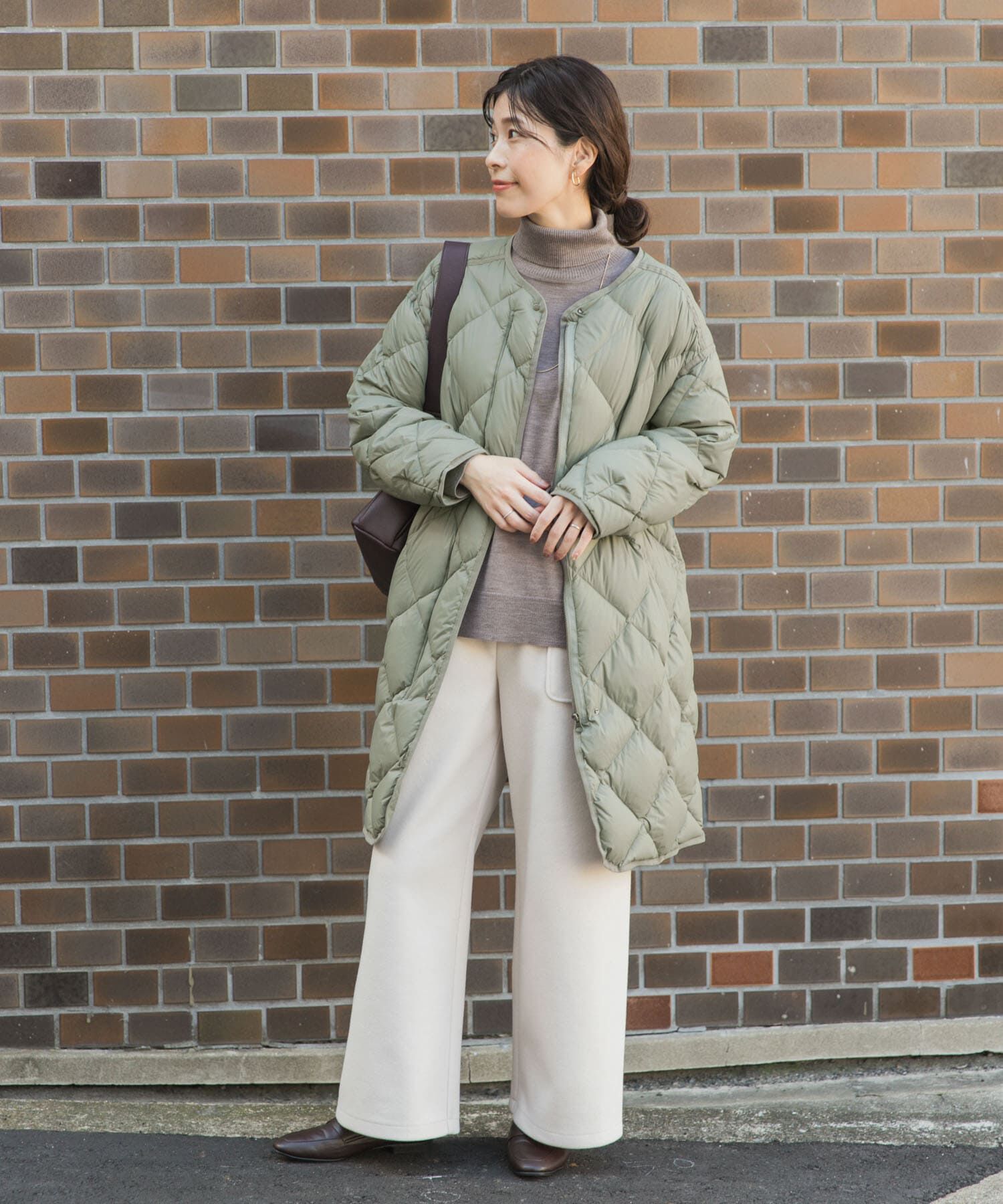 URBAN RESEARCH DOORS「ライトダウンキルトロングコート」|ノーカラーコート|