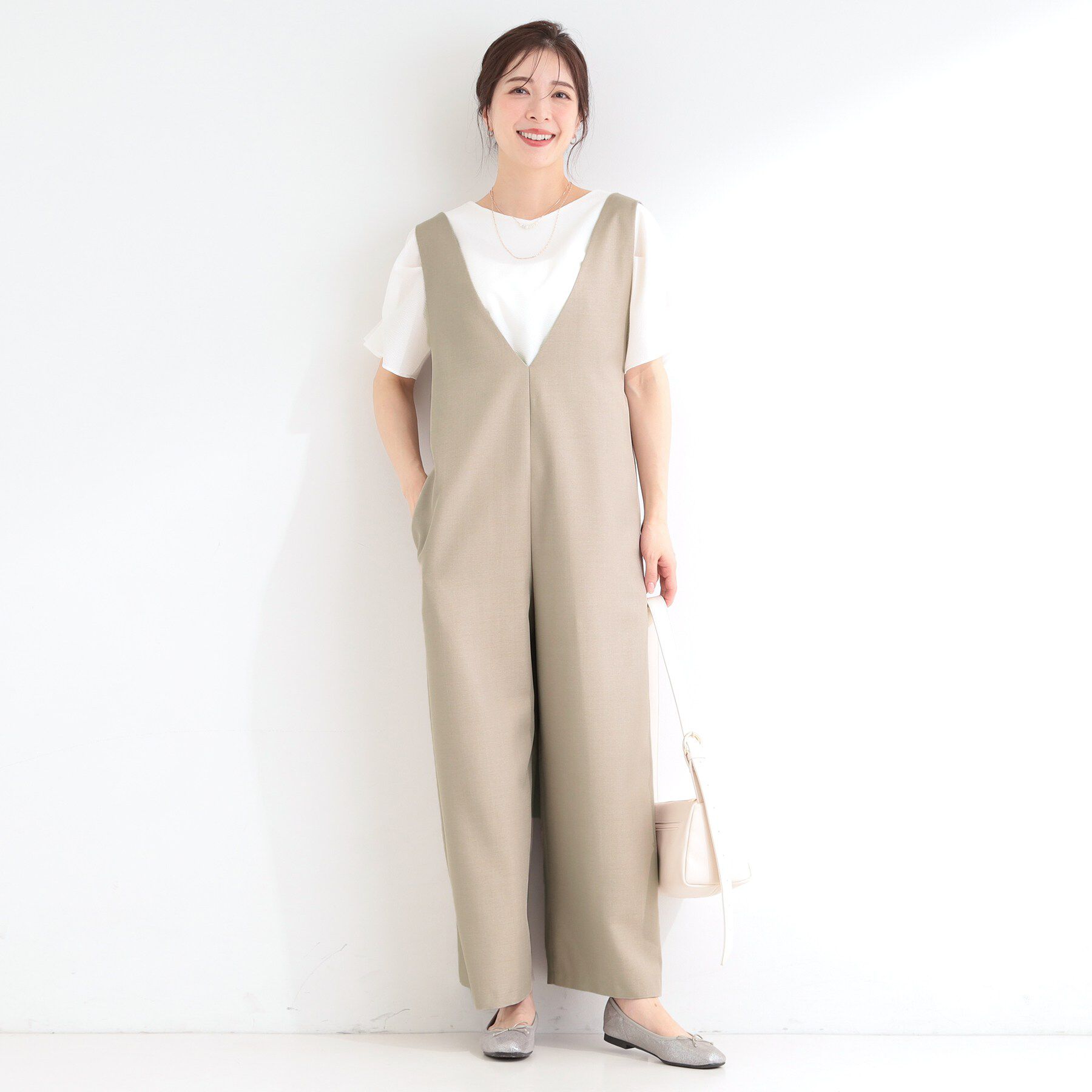 SHOO･LA･RUE「【洗濯後しわになりにくい/S-LL】ゆったりらくちんきれい見え　シンプルだから使いやすい 大人のオー」|オールインワン|