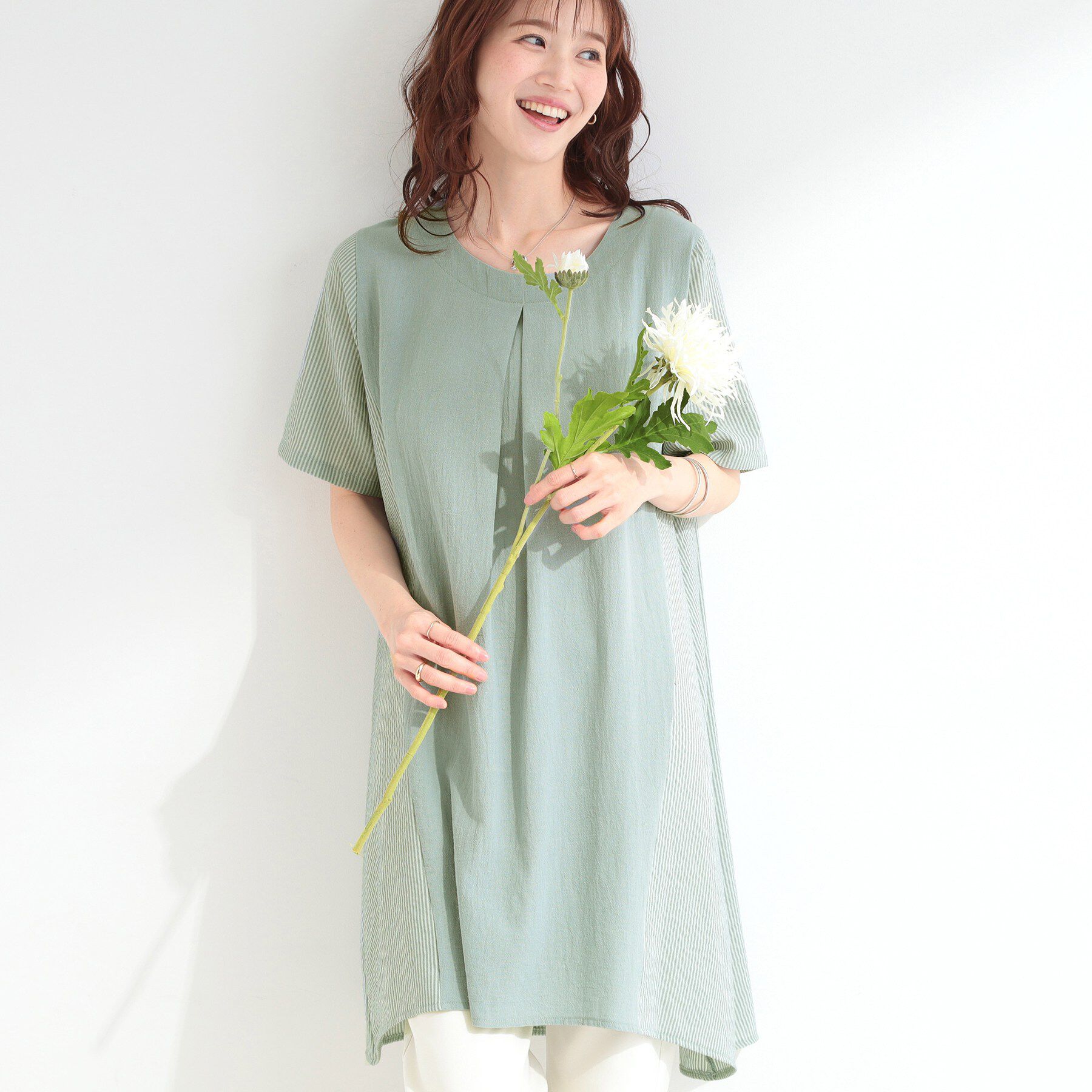 SHOO･LA･RUE「【洗濯機可/S-LL】体型カバーにも 異素材切り替え Aラインチュニックワンピース」|チュニック|サックスブルー(09