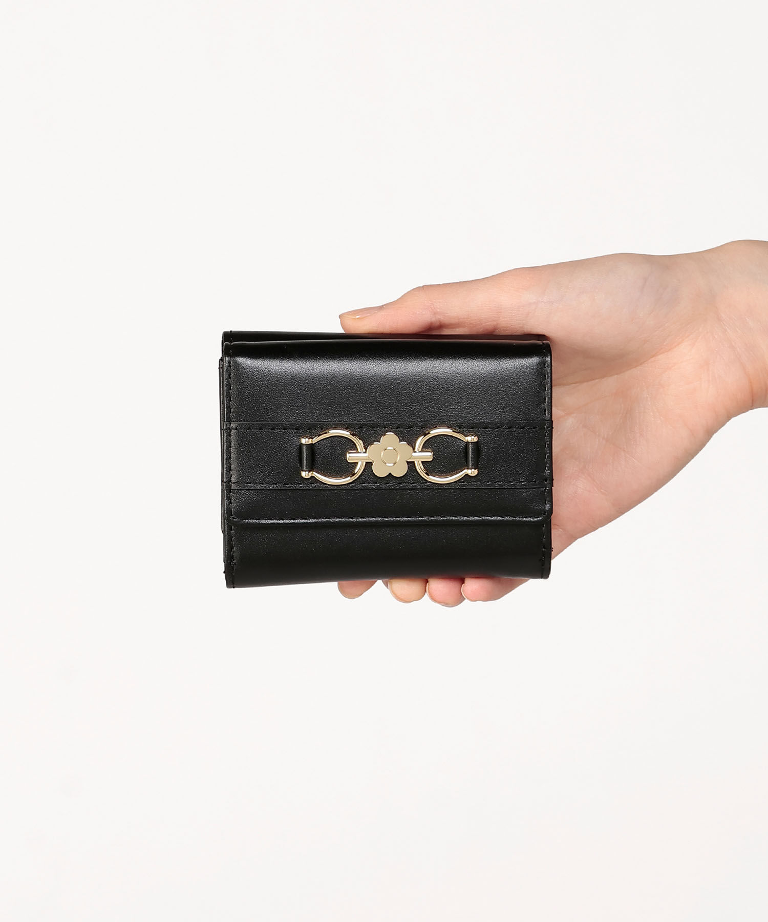MARY QUANT「ビットメタル ミニウォレット」|財布|ブラック