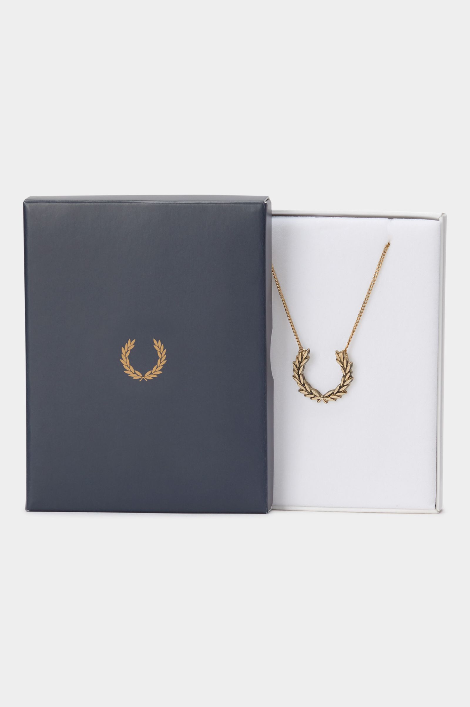 FRED PERRY 「Laurel Wreath Necklace／ローレルリースネックレス」|ネックレス|