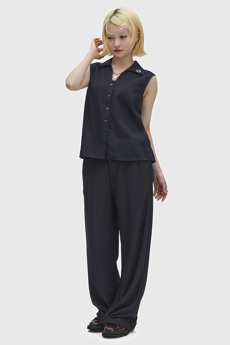 FRED PERRY 「Sheer Stripe Sleeveless Shirt／シアーストライプノースリーブシャツ」|シャツ・ブラウス|
