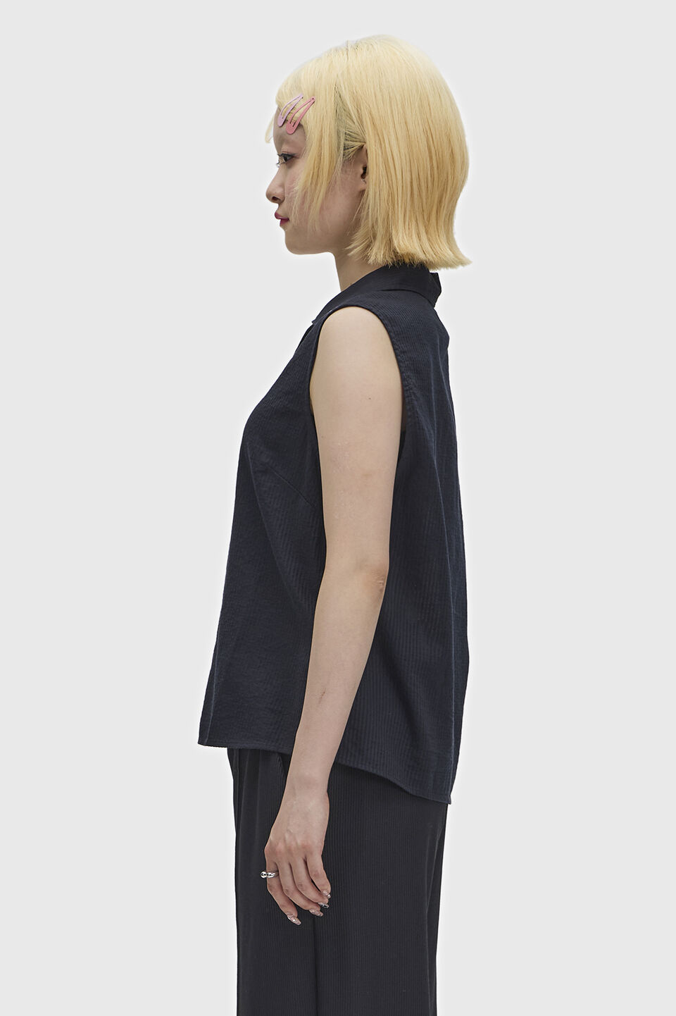 FRED PERRY 「Sheer Stripe Sleeveless Shirt／シアーストライプノースリーブシャツ」|シャツ・ブラウス|