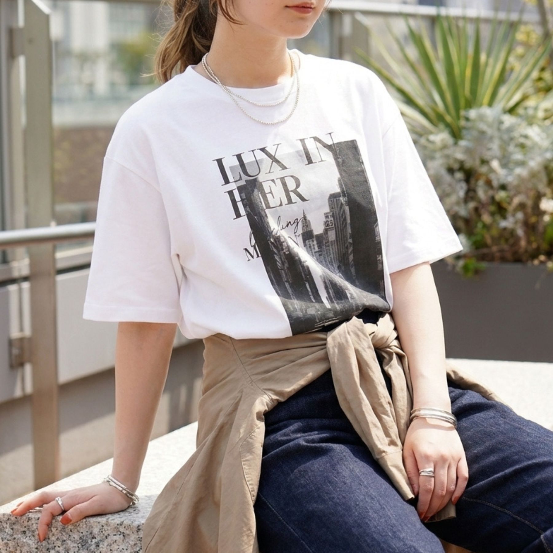 Rouge vif「コットンフォトロゴTシャツ/半袖/洗濯機洗い可」|Tシャツ・カットソー|オフホワイト