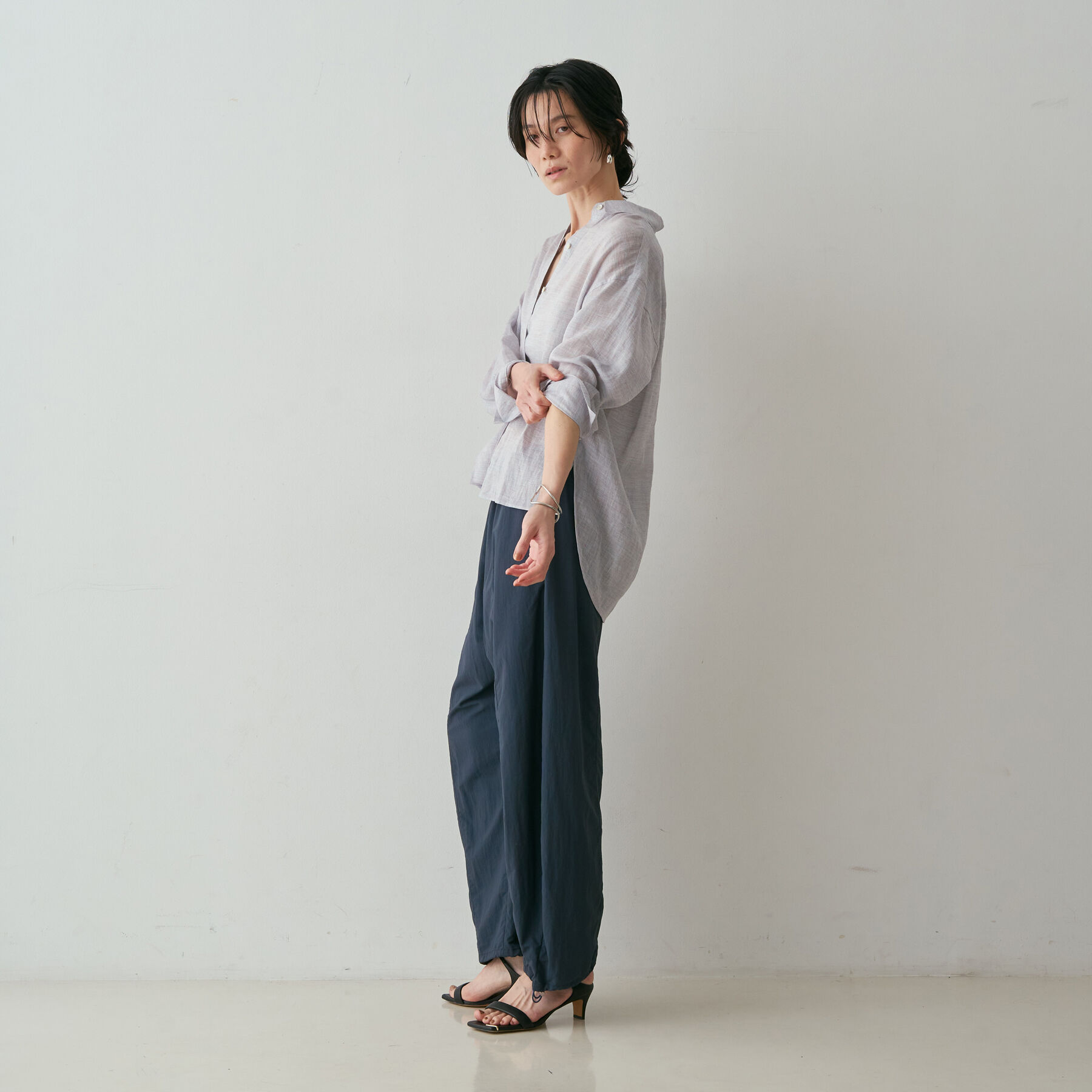 qualite「【大人の夏シャツ】リネン混レギュラーシャツ」|シャツ・ブラウス|