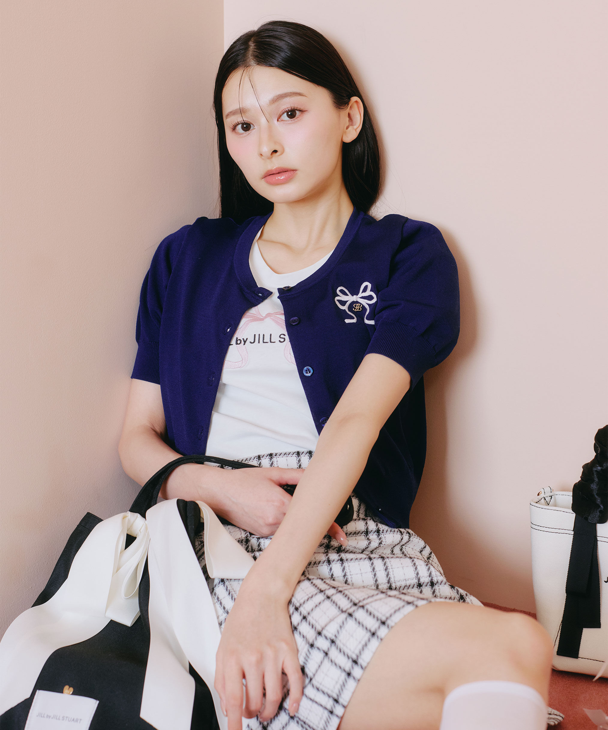  「〈RIBBONシリーズ〉フロントロゴTシャツ」|Tシャツ・カットソー|