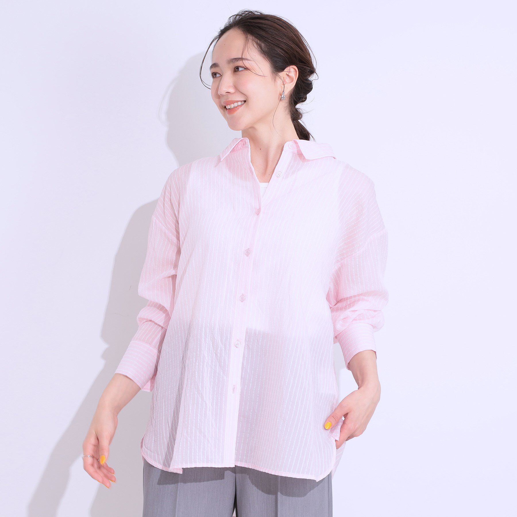 SHOO･LA･RUE「大人の抜け感コーデに シアーストライプ BIGシャツ」|シャツ・ブラウス|