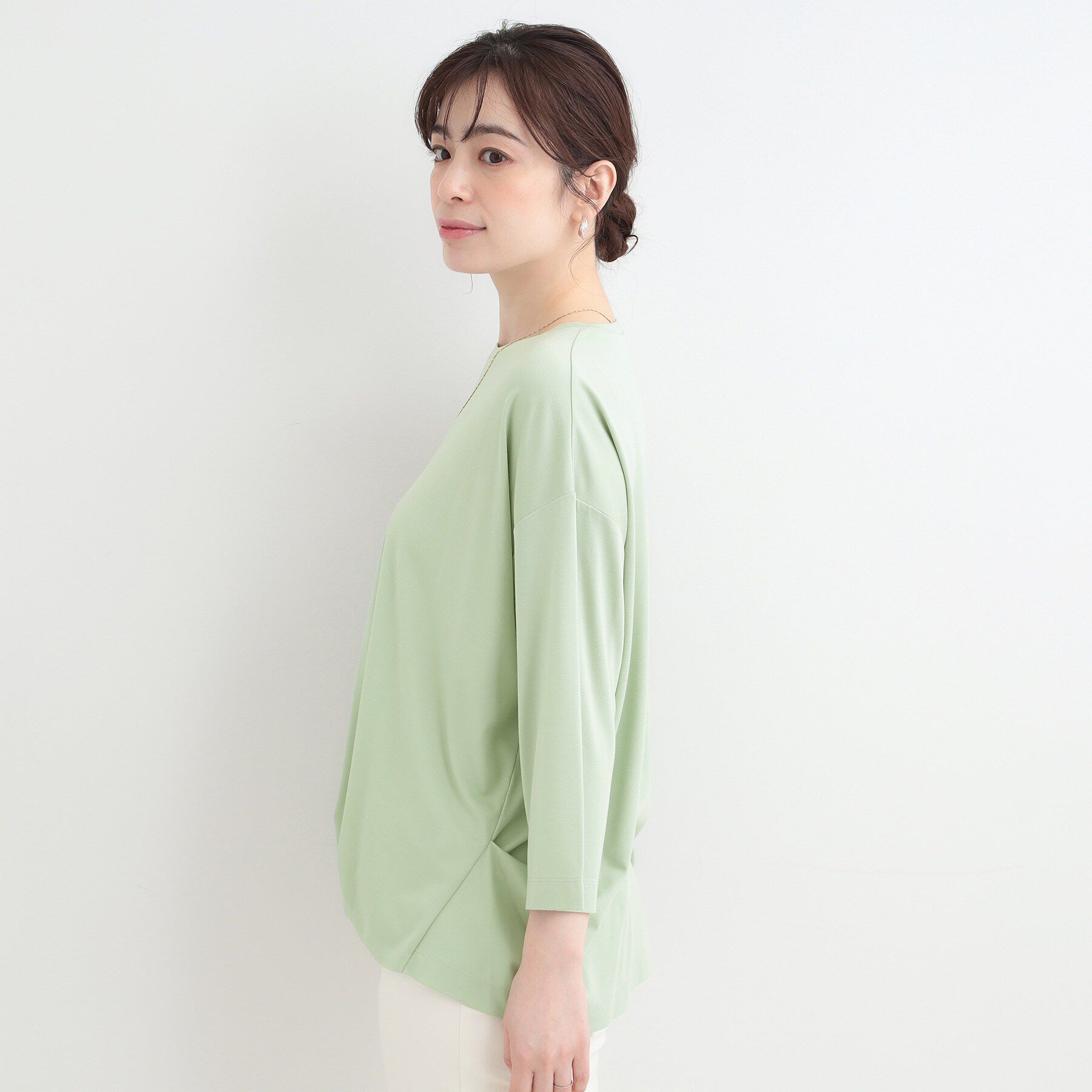 SHOO･LA･RUE「【ひんやり/UV/体型カバー】とろみフロントタック7分袖ゆるトップス」|Tシャツ・カットソー|